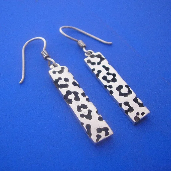 LoepardEarrings570.JPG
