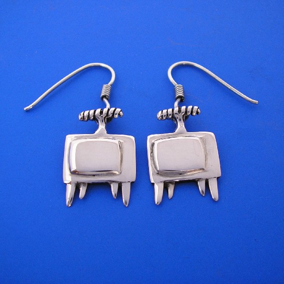 TvTvEarrings570.JPG
