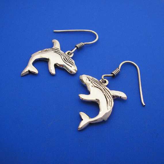 HumpbackWhaleEarringss570.jpg