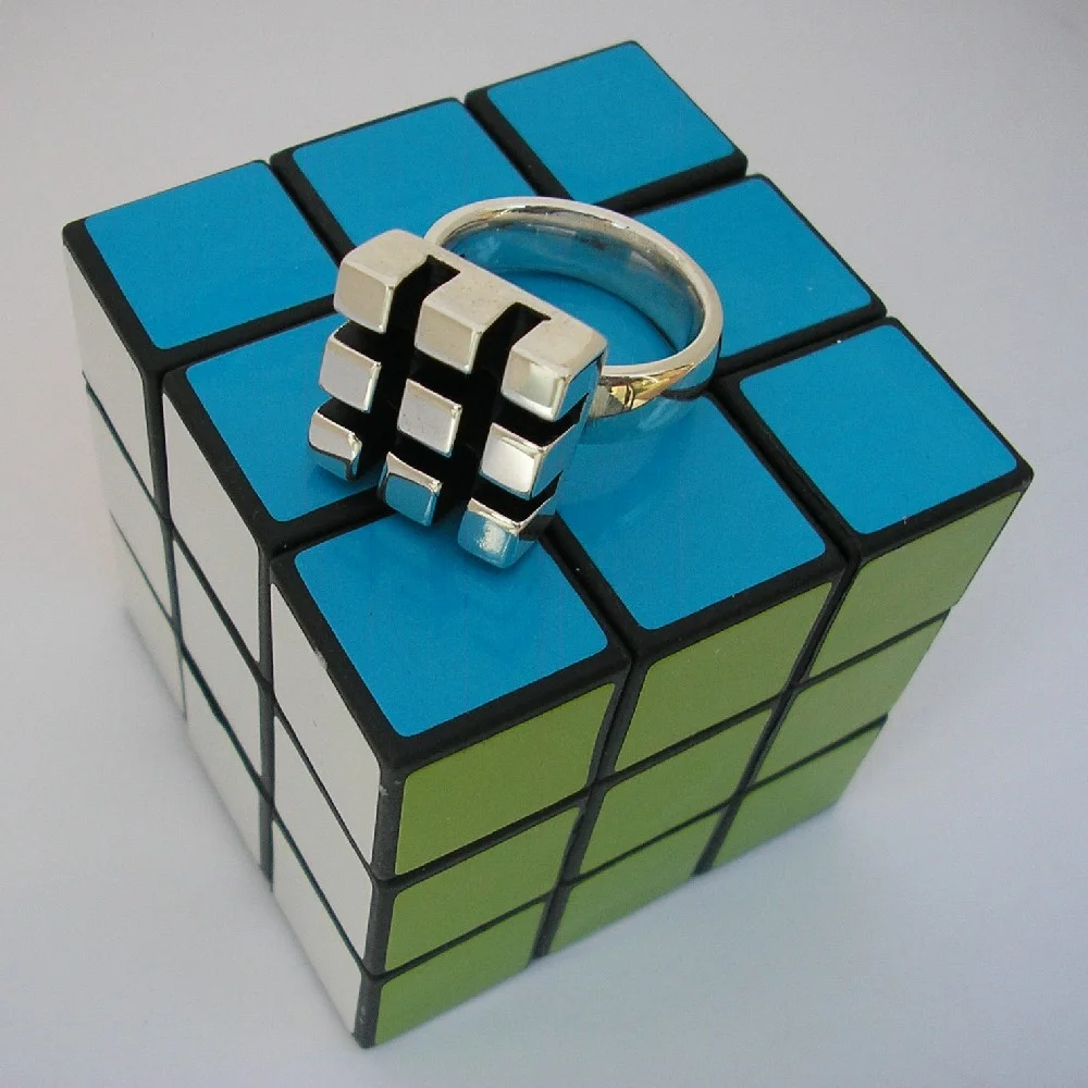 GridRingon Cubesssss1000.JPG
