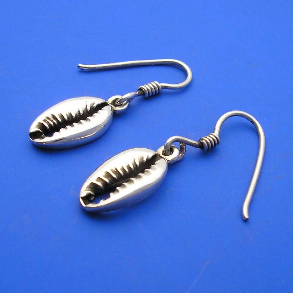 CowrieEarringsss1000.JPG