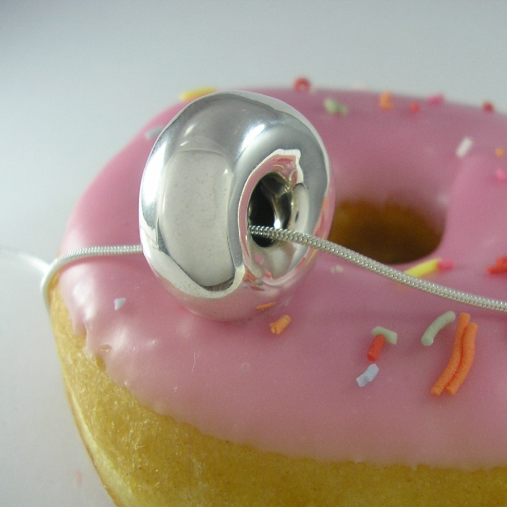 DoughnutOnDoughnut1000.jpg