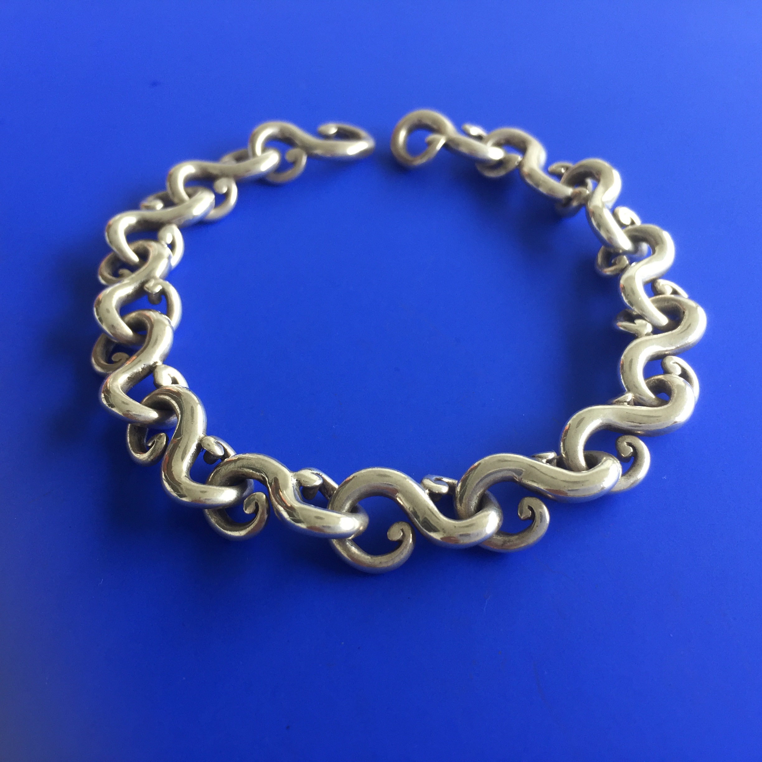 B Bracelet  1000  (2).JPG