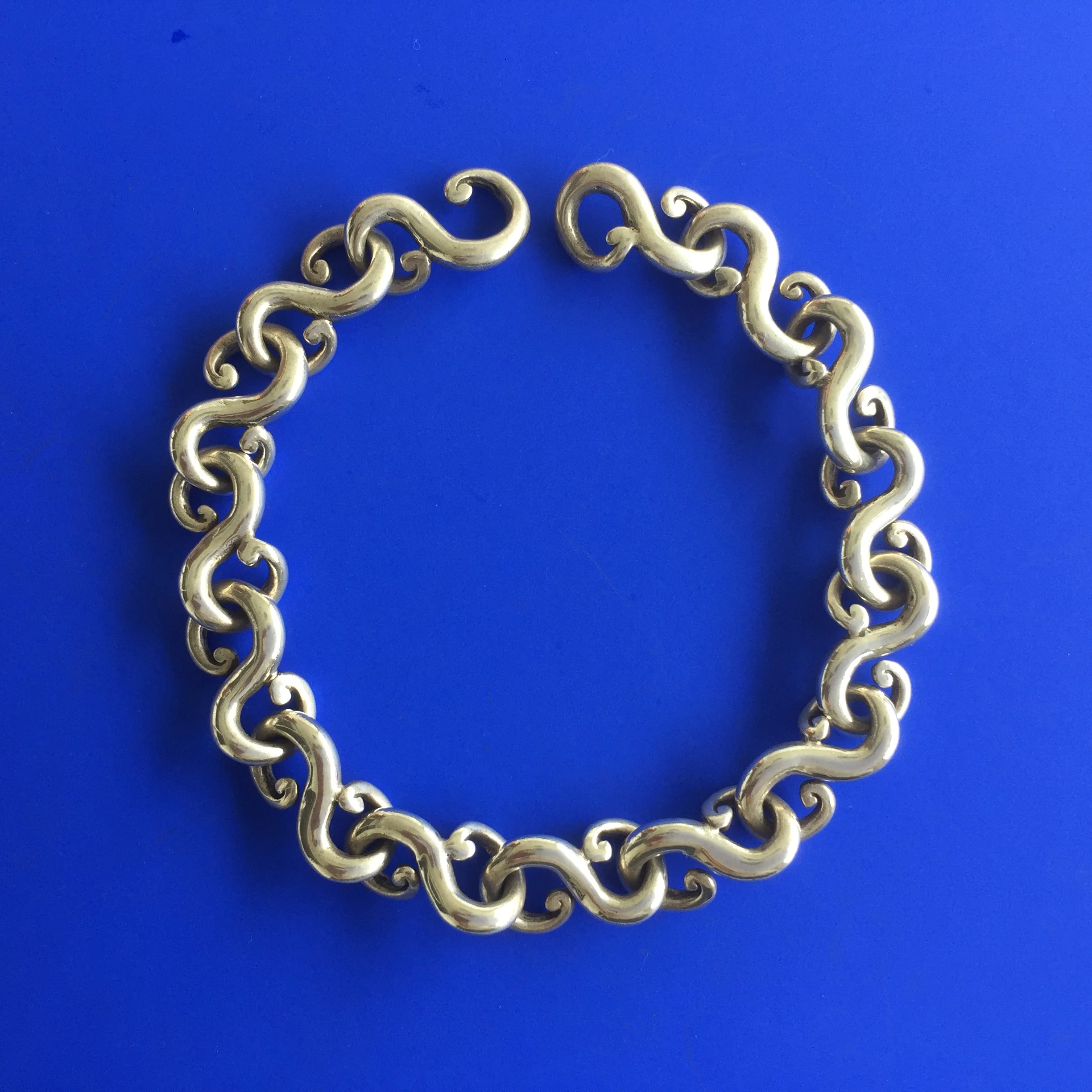 B Bracelet  1000  (5).JPG