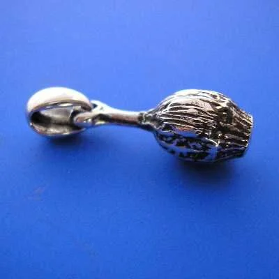 GumNutPendant2.JPG