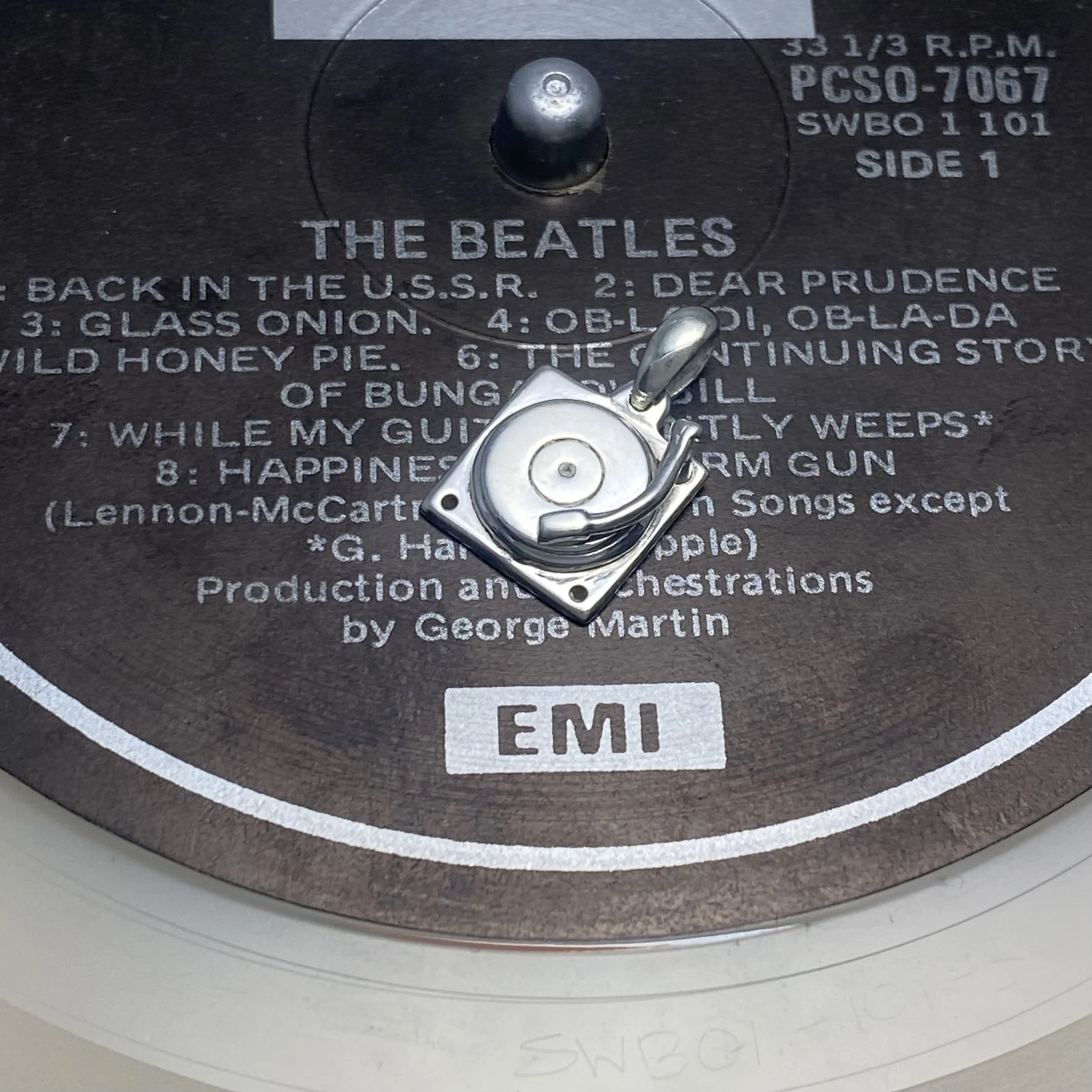 Turntable Pendant Small (3).jpg