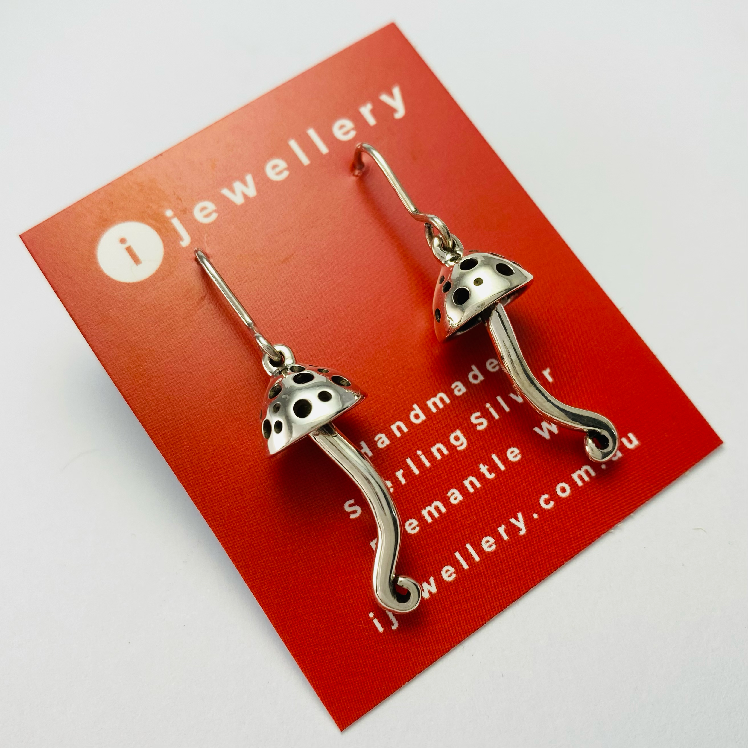 Mushroom Earrings Up Spotty (3).PNG