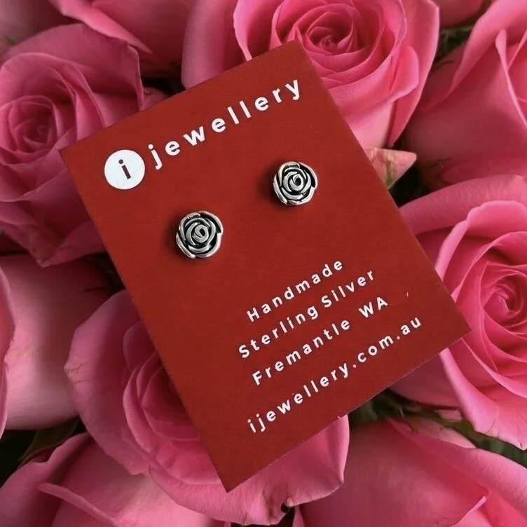 Little Rose Stud earrings (2).jpg