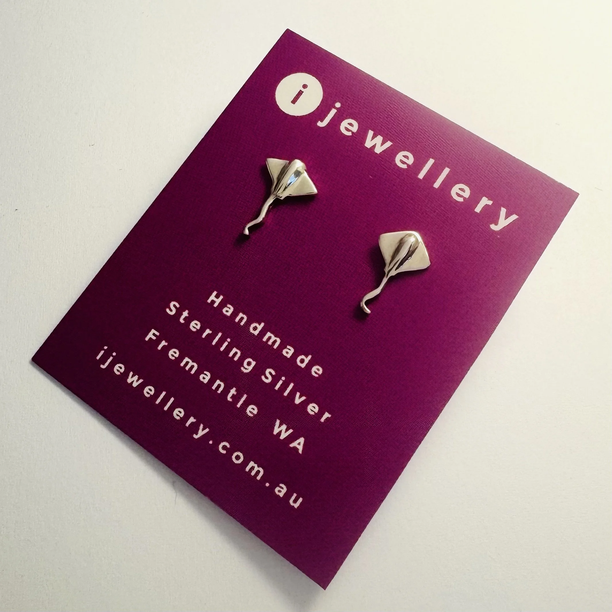 Little Sting Ray Studs (1).jpeg