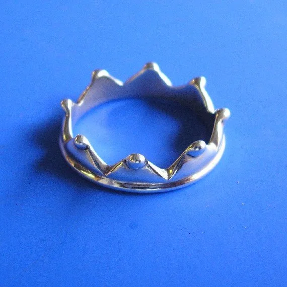 CrownRingThin570.jpg