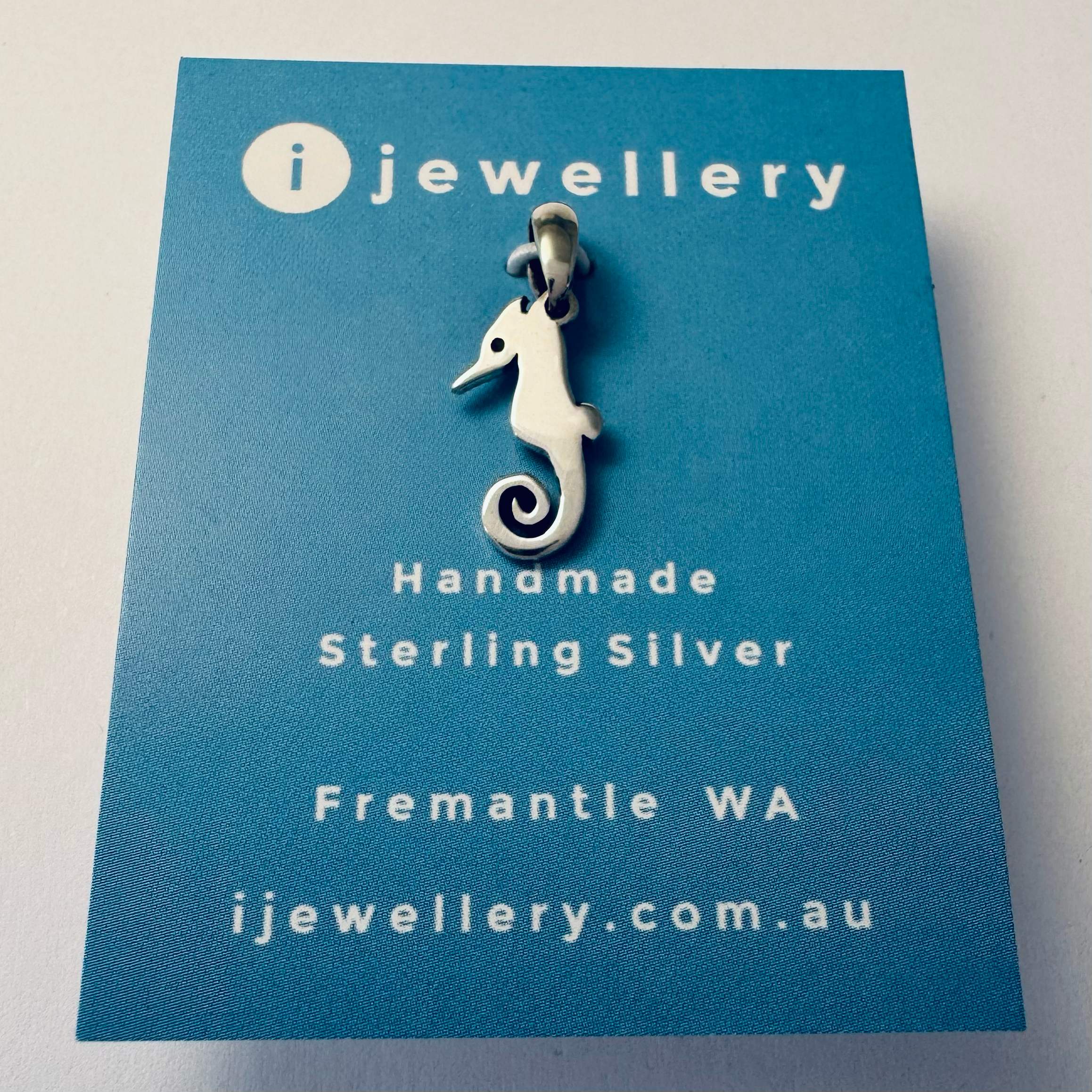 ijewellery Sea Horse Pendant Small.PNG