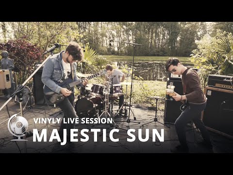 Majestic Sun - Vinyly Live Session