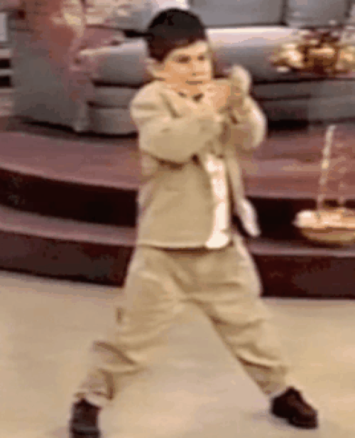 ezgif.com-resize (2).gif