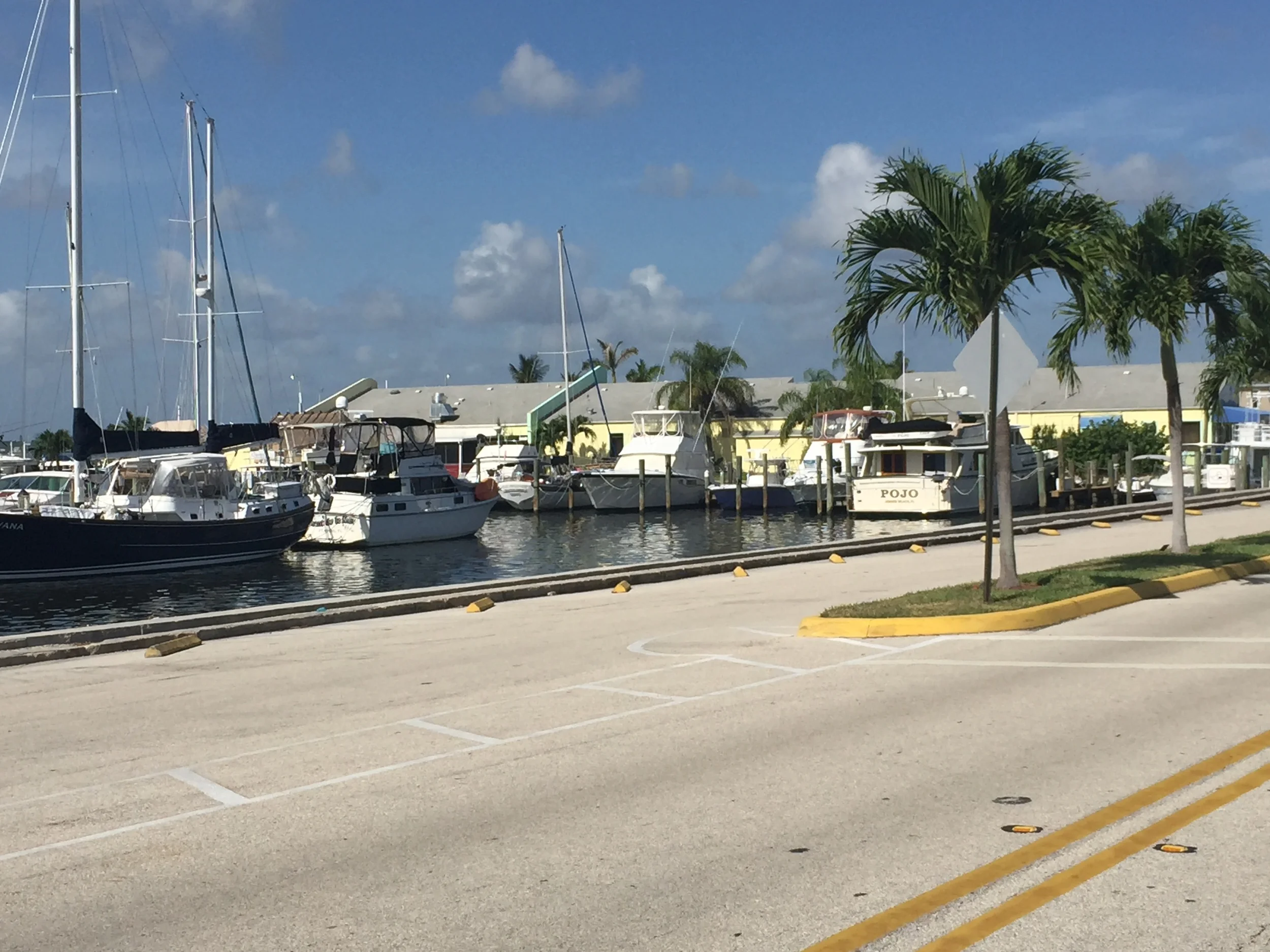 IMG_Causeway-Marina.JPG