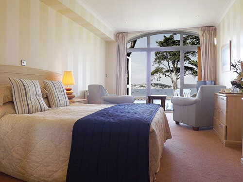 Commando Inn Hotel The Commodore Hotel