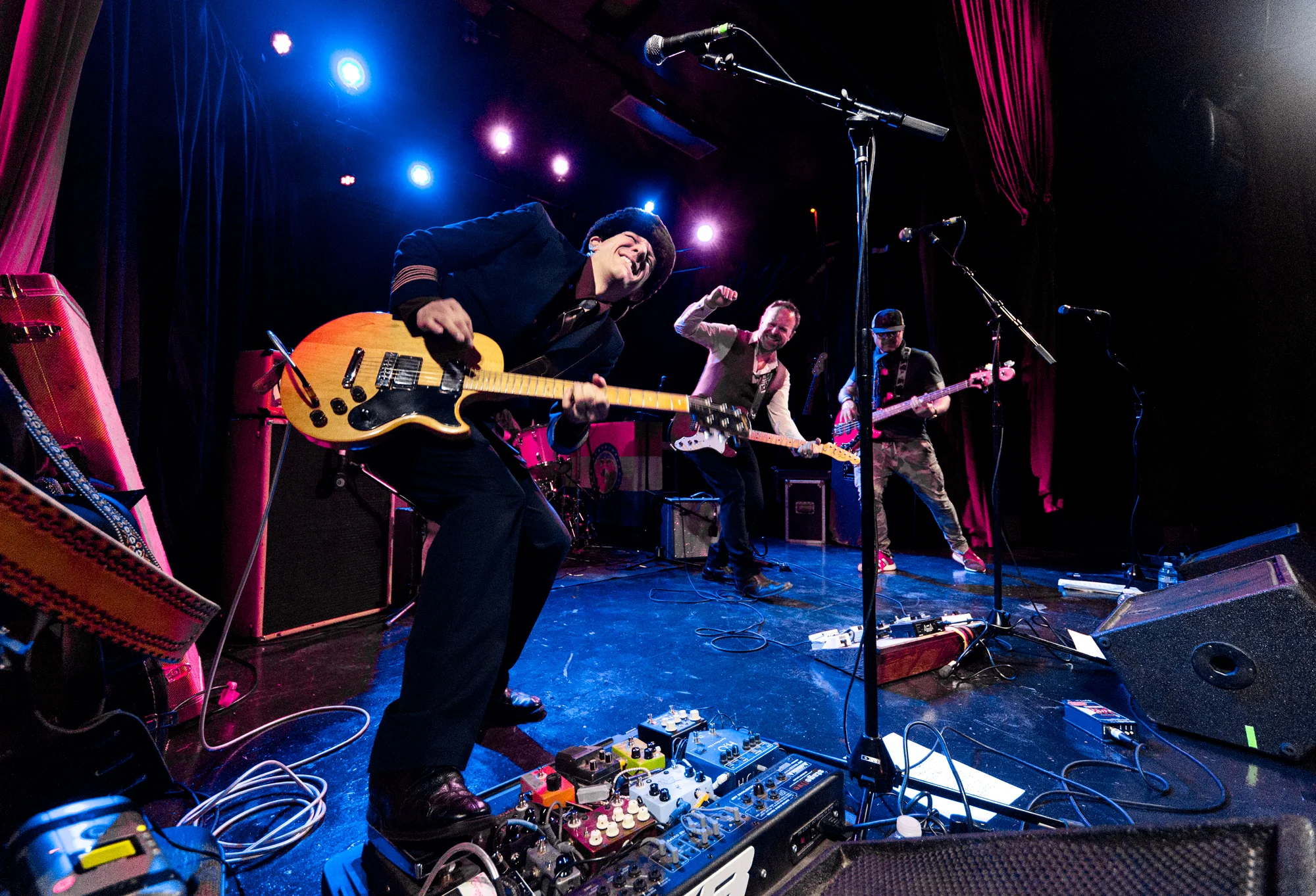 purusa-live-at-star-theater-100-web-ready.jpg