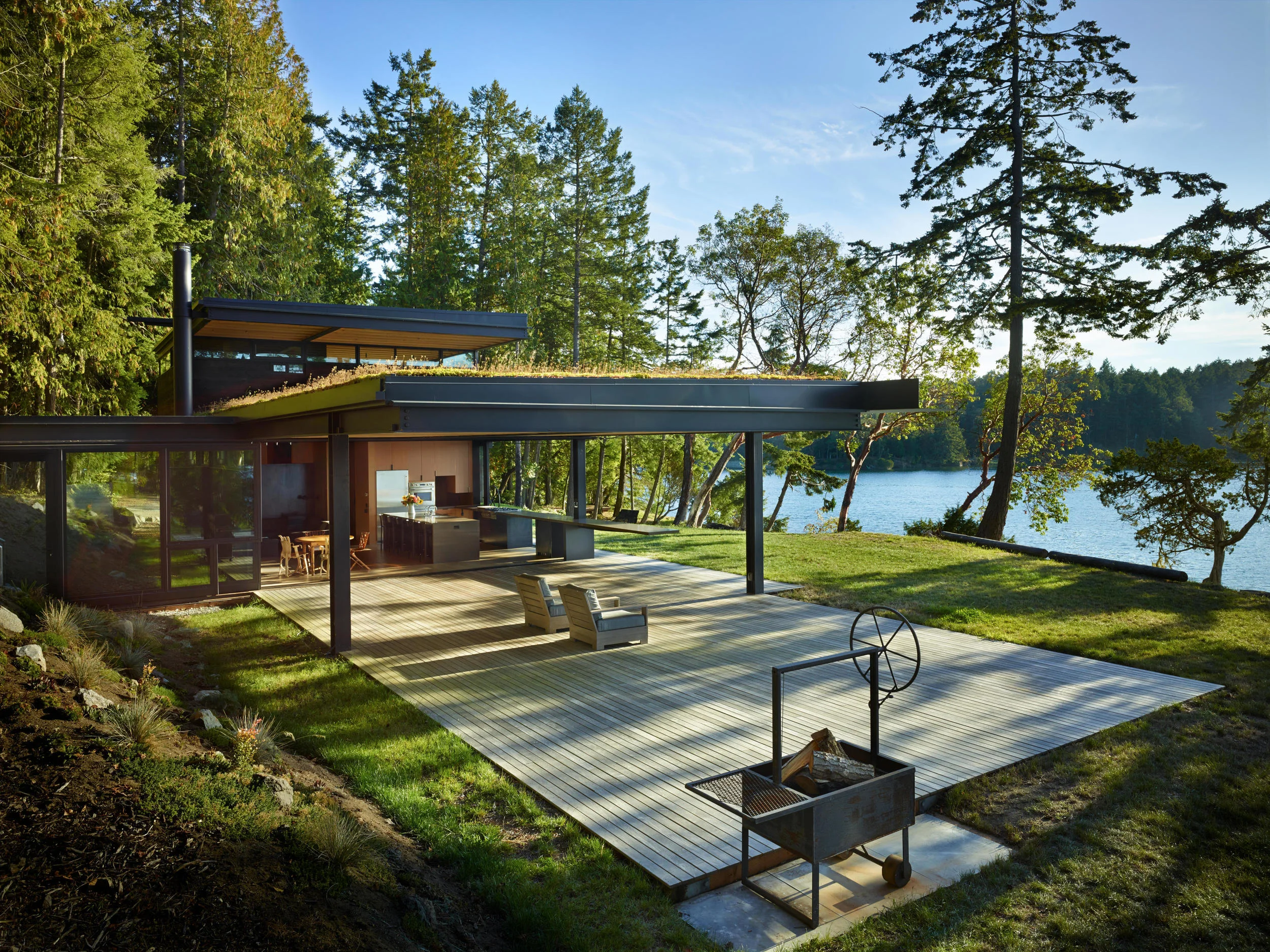 The main entertainment area of Pole Pass makes use of the temperate climate of the Pacific Northwest, by Olson Kundig