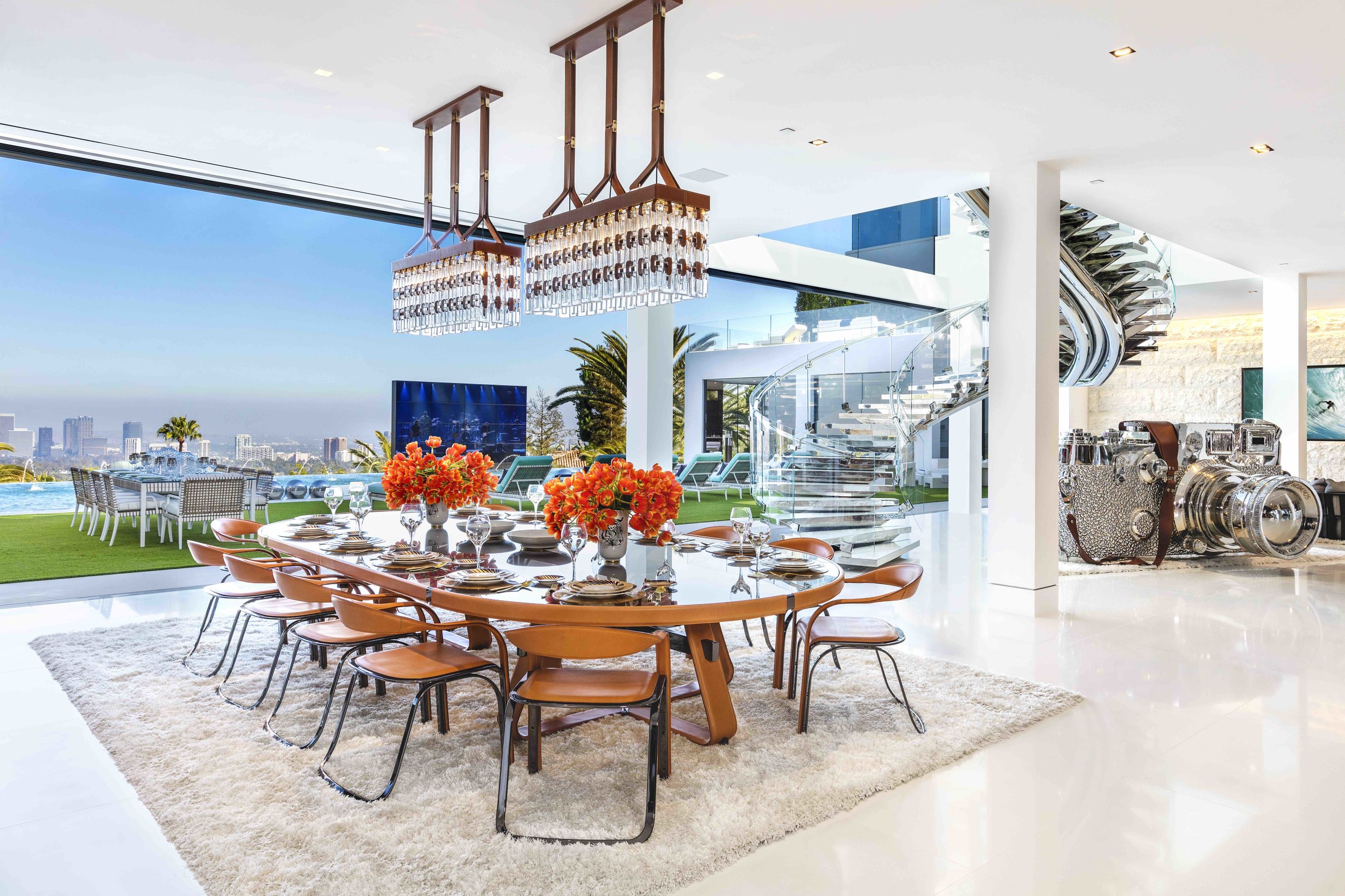 Inside Bel Air S 250 Million Mansion Sophie Kalle