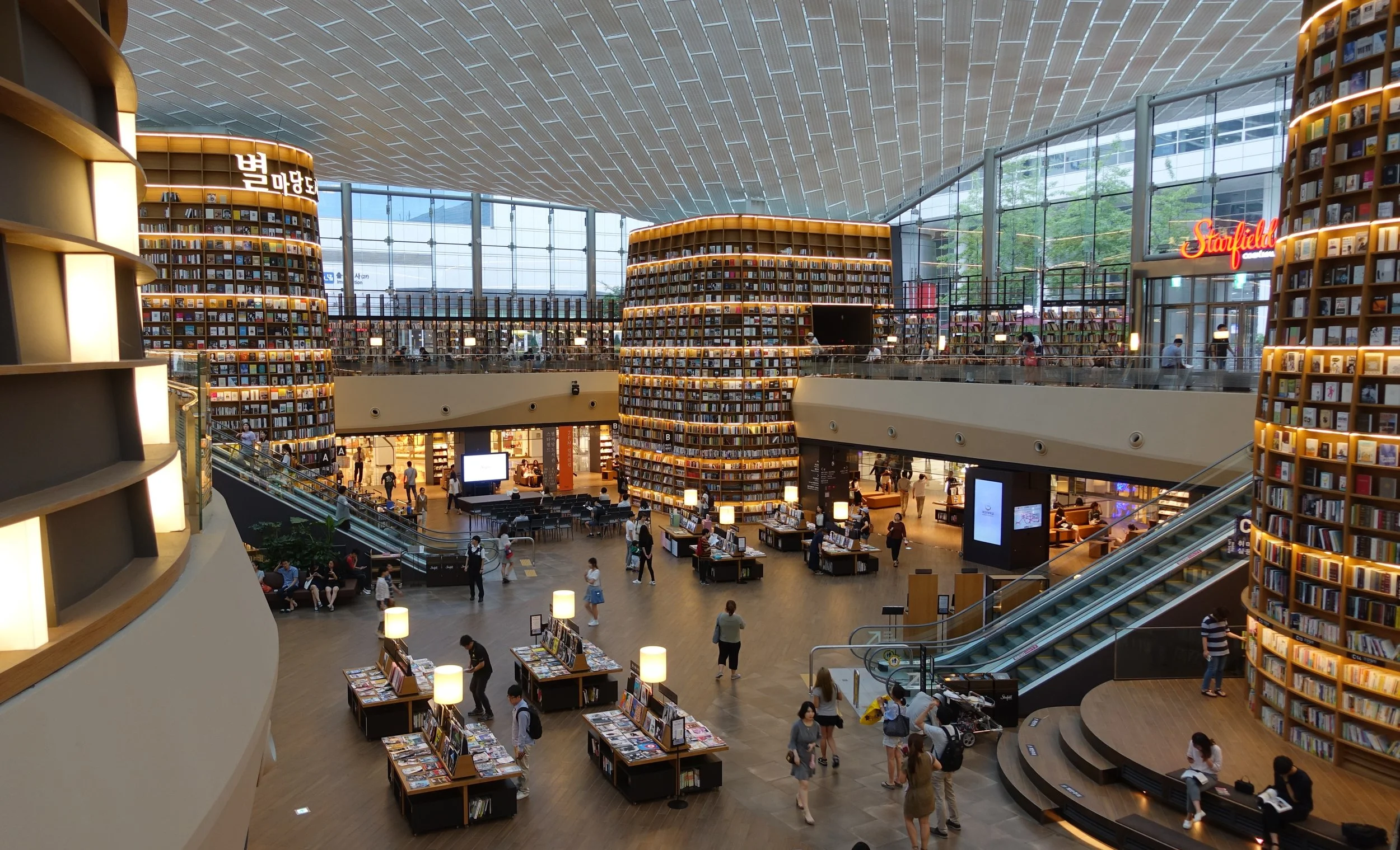 Although sited underground, Seoul’s Starfield Library has a glass roof that provides light