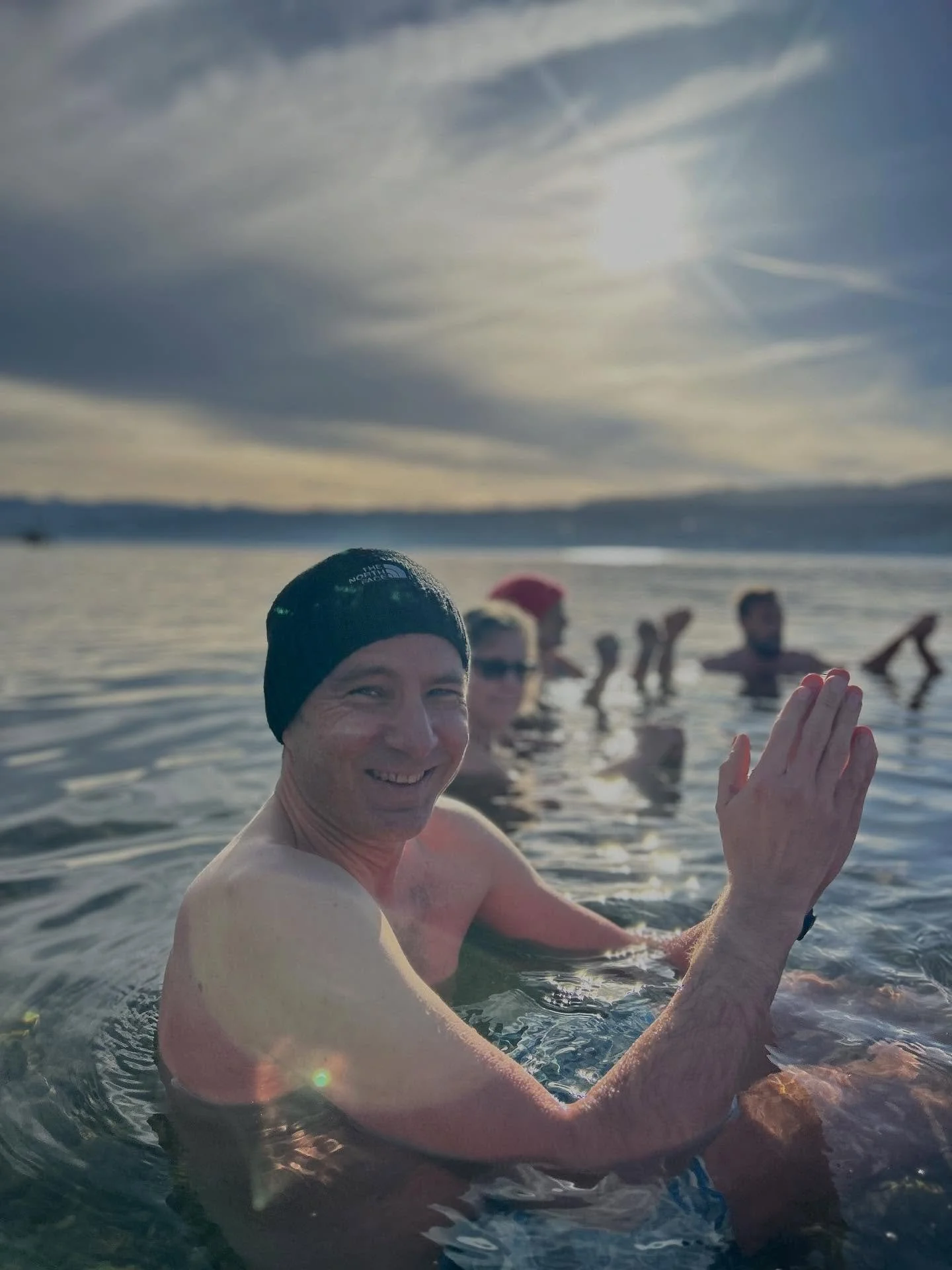 Atem & Kälte Workshop @strandbad_sauna_kuesnacht 
How about just letting go? Feel more ease when things get rough… Start loving the tiny adventures of the cooler ;) season!