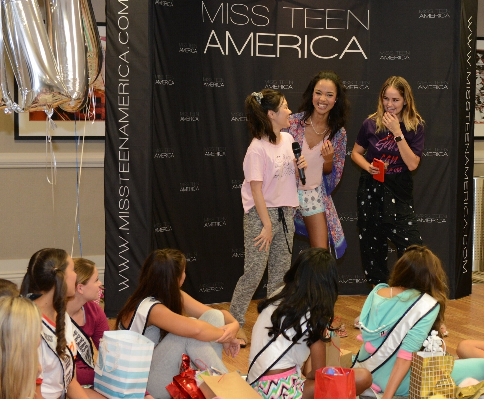 MTA 2017-PJ Party-0232.jpg