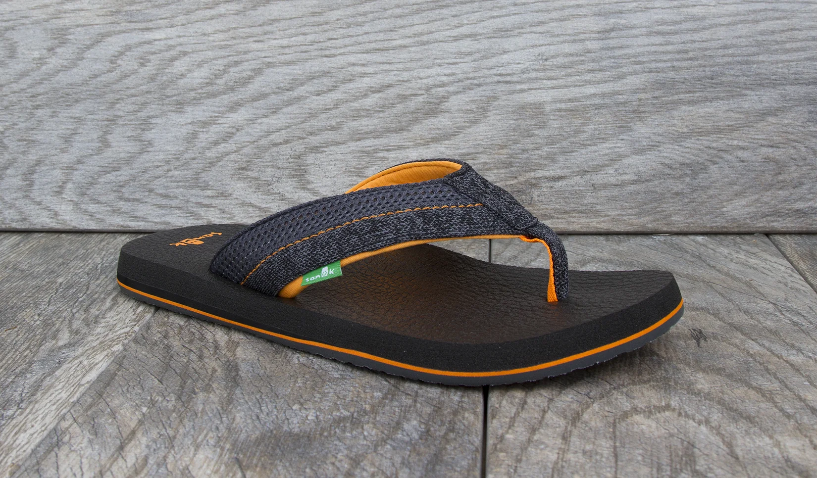BC FLYKNIT.jpg