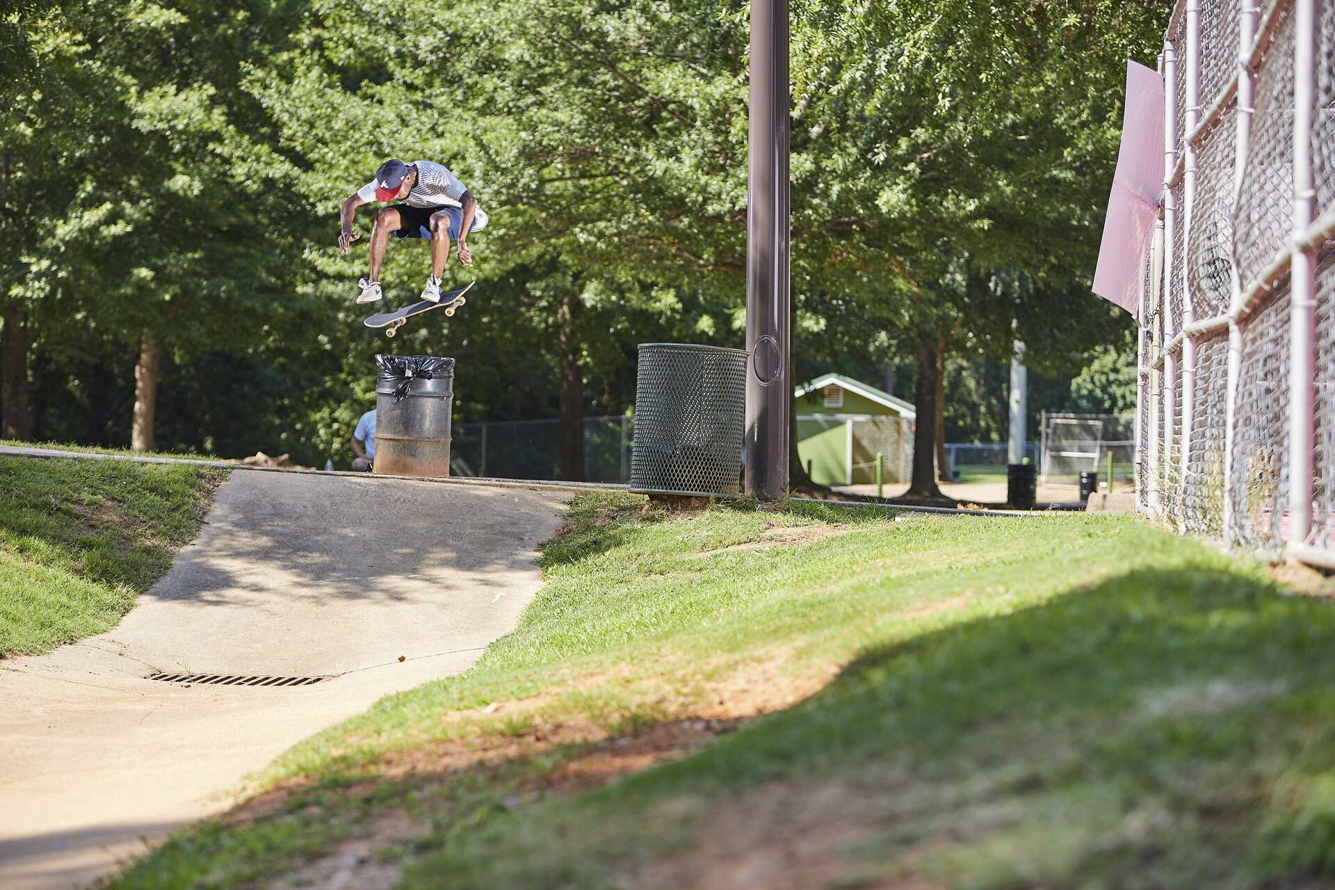 travis_glover_nollie_bigspin_bumptrash_edit.jpg