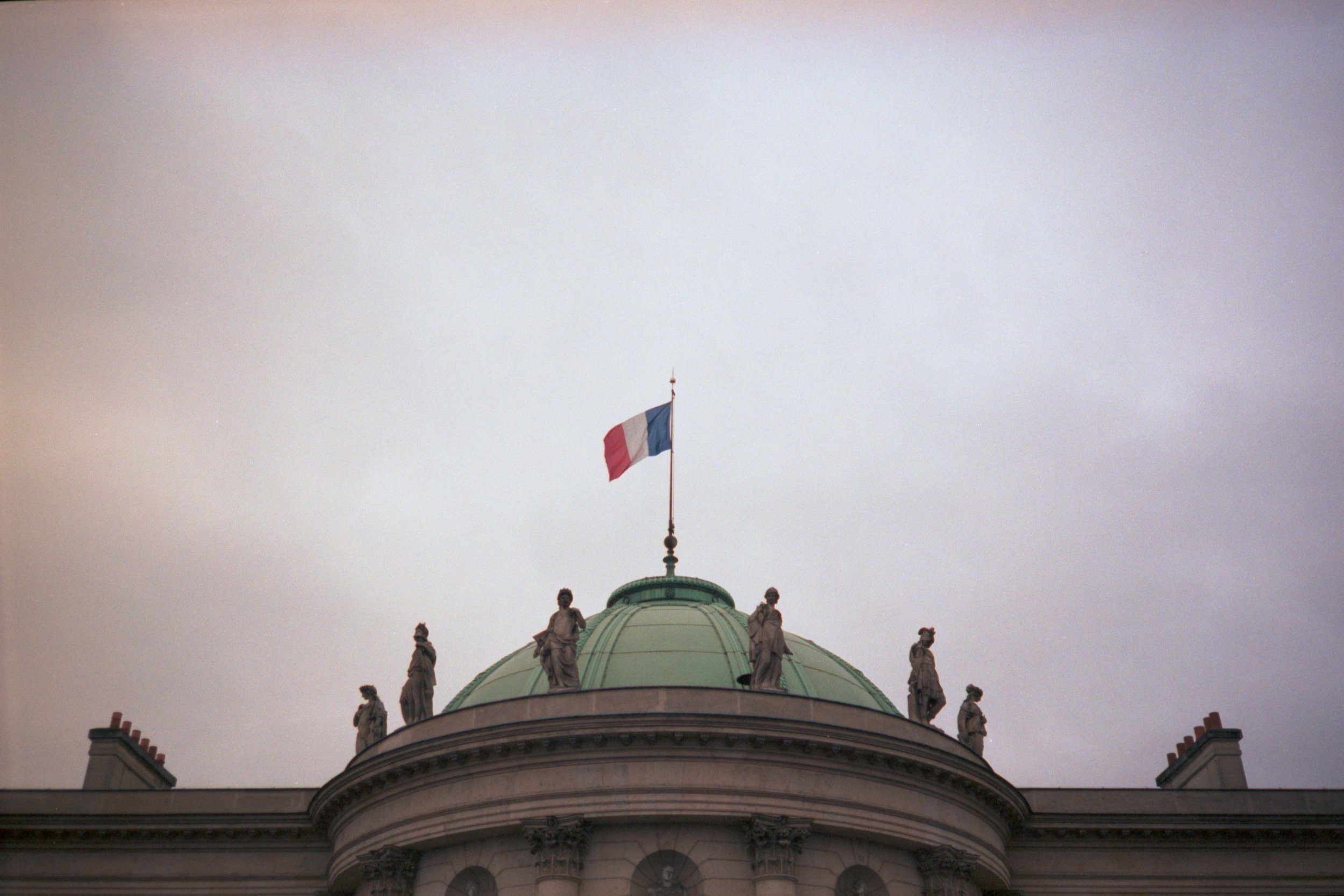 Paris_2022_0260_2022_02_04_paris_film_olympus_35mmCN_105 1.jpg