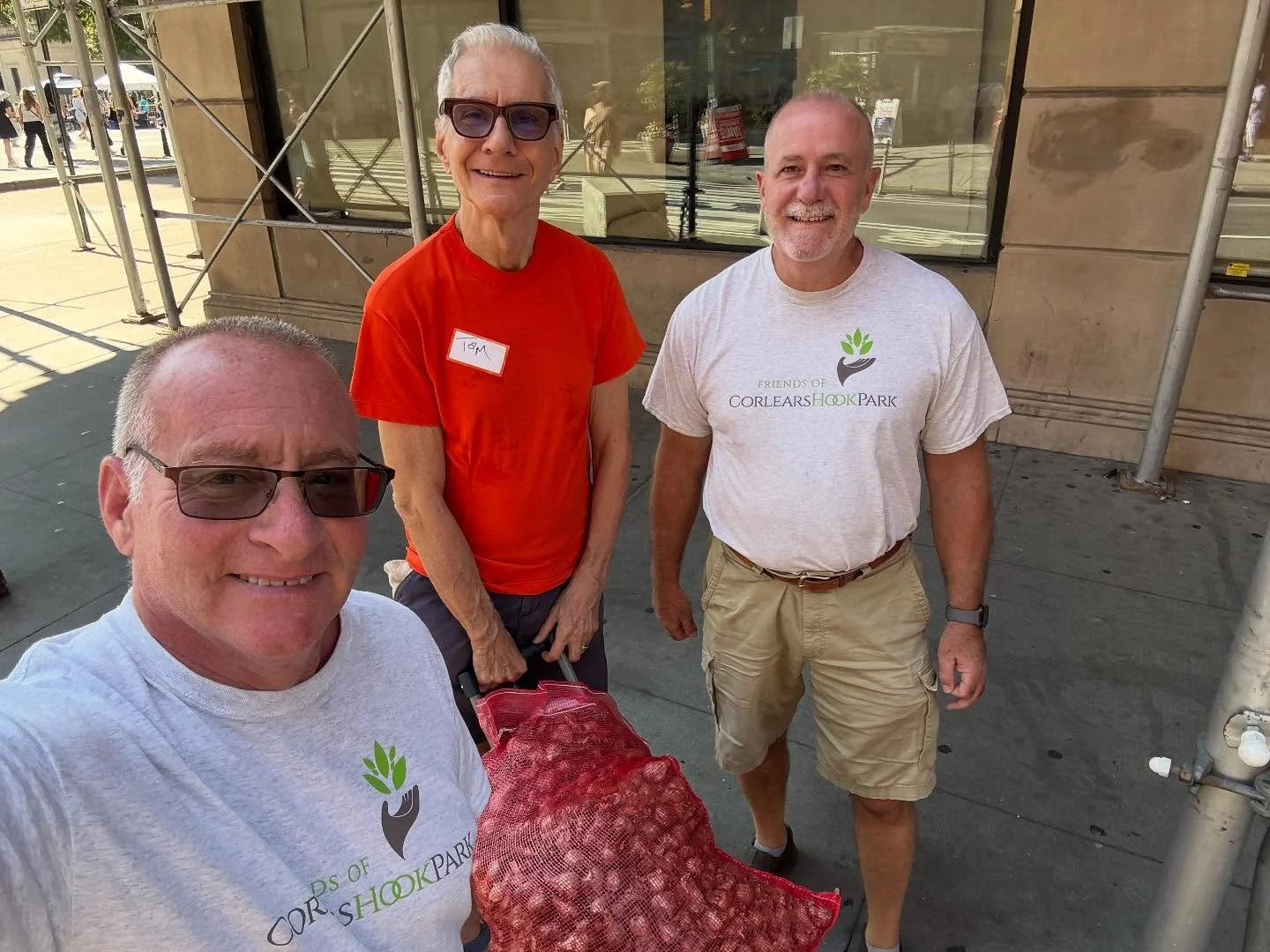Thank you @ny4p for our allocation of #daffodil bulbs. We are looking forward to planting them with this year&rsquo;s master composter class from @lesecologyctr