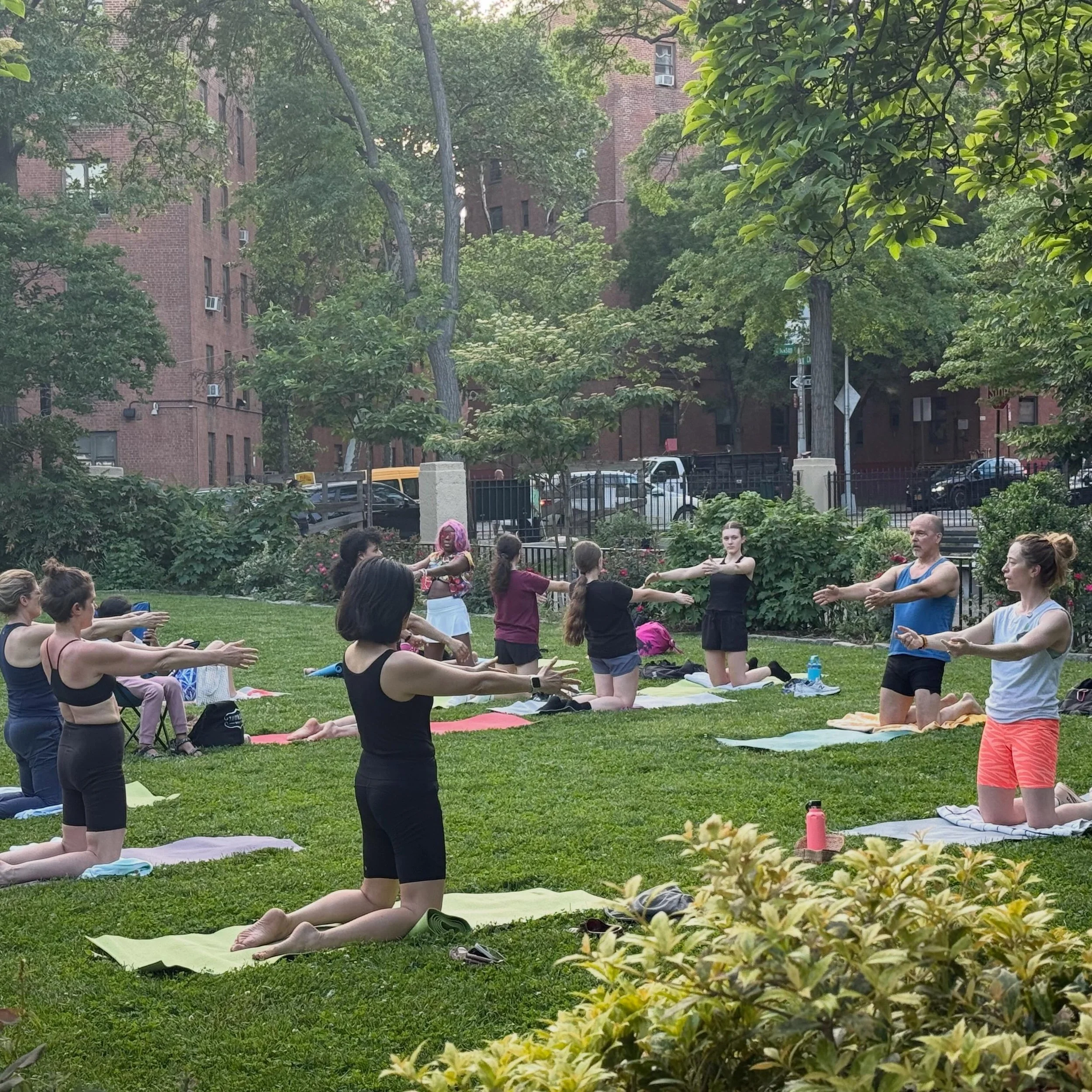 Join us tonight at 630p for free Pilates in the Park. @nycparks @partnershipsforparks @cpfnyc @citizenscommittee #free @official_lower_east_side #lowereastsidenyc