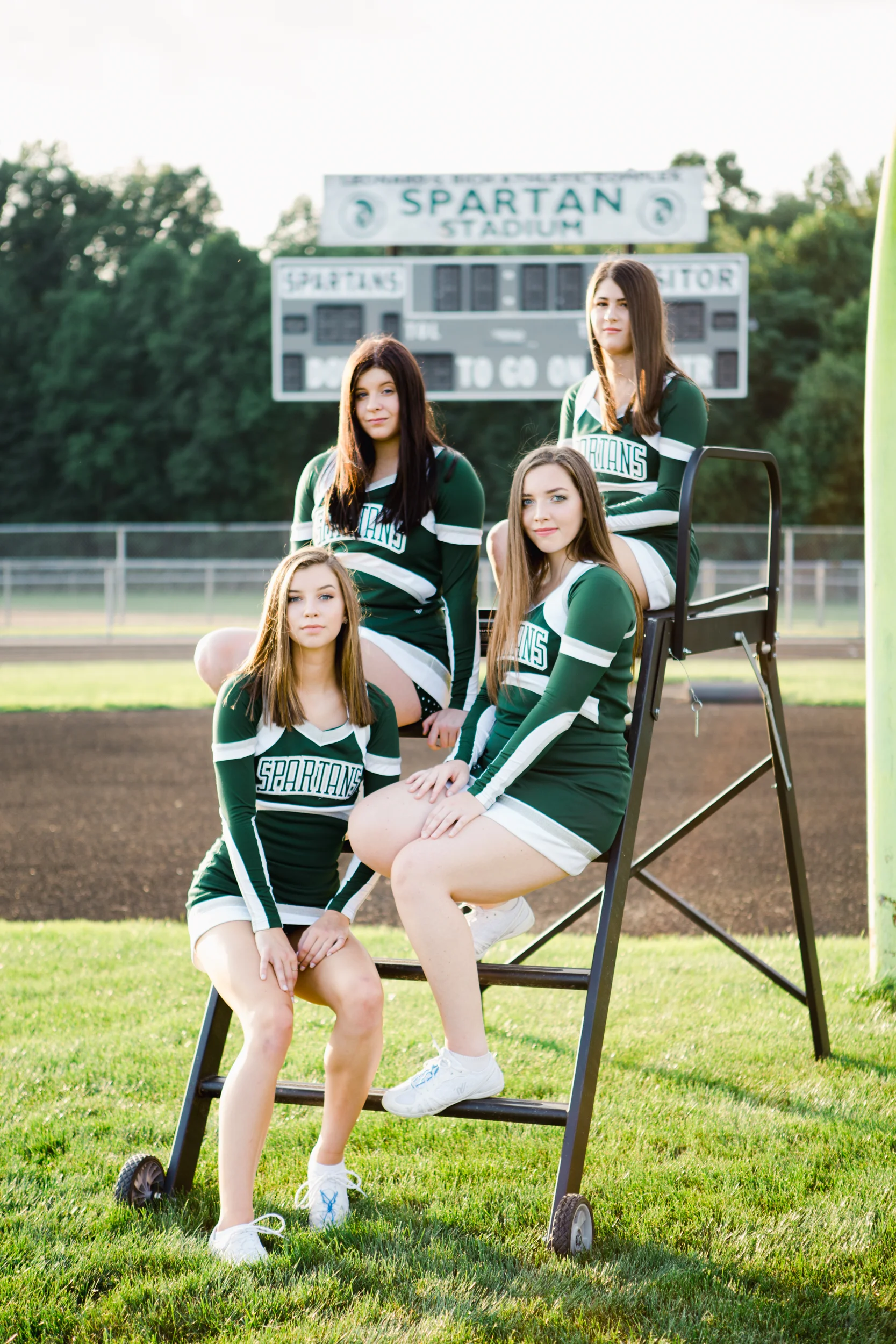 Laurel_HS_Varisty_Senior_2019_Cheerleaders (14 of 27).jpg