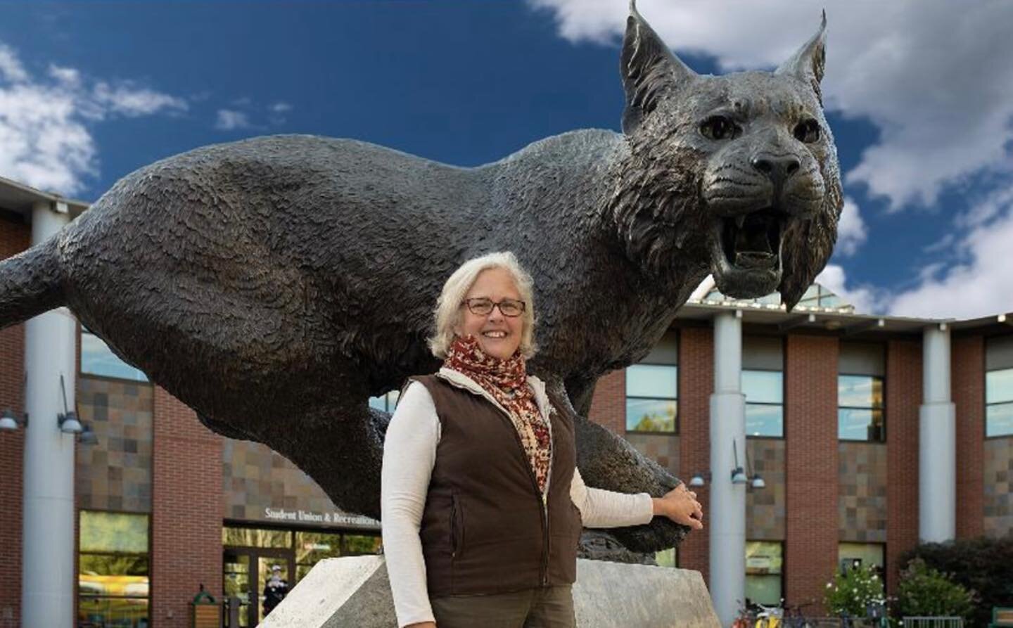 Meet the Mayor!! 

Mayor Nancy Lillquist, our own CWU Alumni, is the Mayor of Ellensburg. 

She is a pretty Cool Cat! Link to the website in our bio!