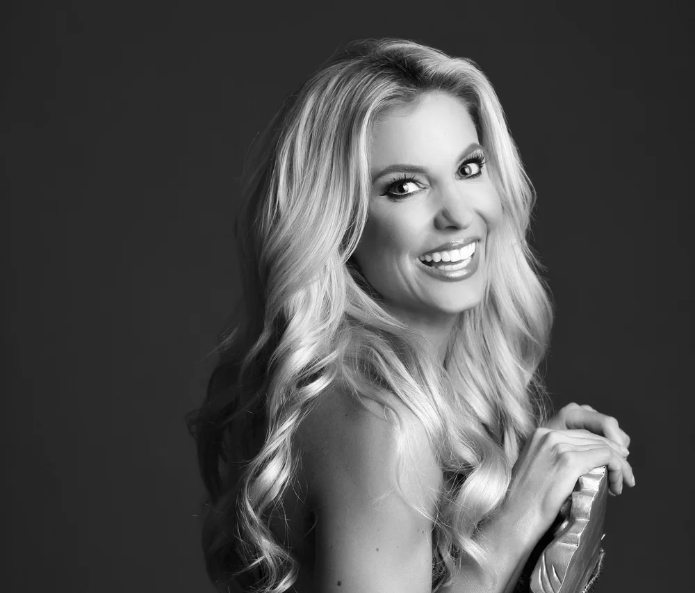 Julie Roberts Texan Theater