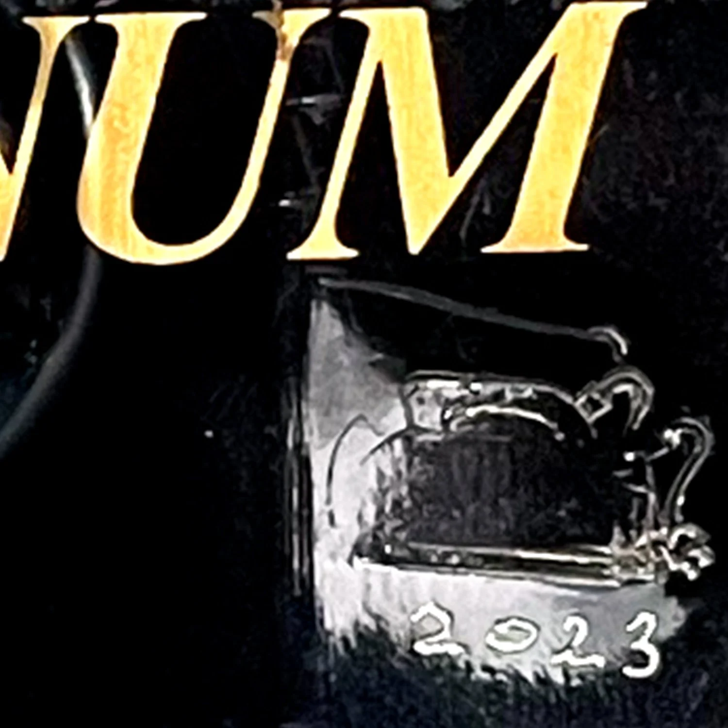 intensecoffee-flowerpin-back-maker's-makr 2.jpg