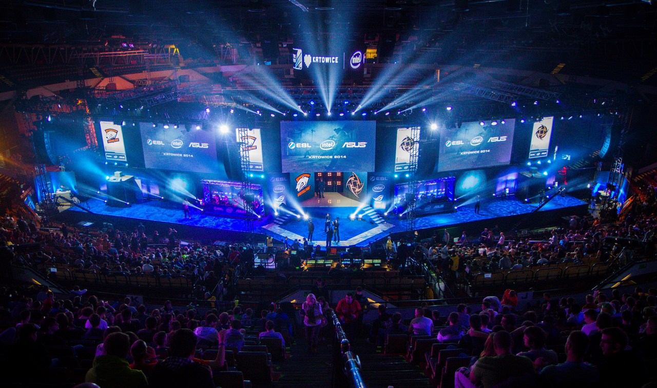 A large-scale esports event. Photo credit: Gabriel.gagne/Wikimedia Commons