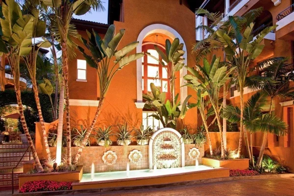 palazzo east.jpg