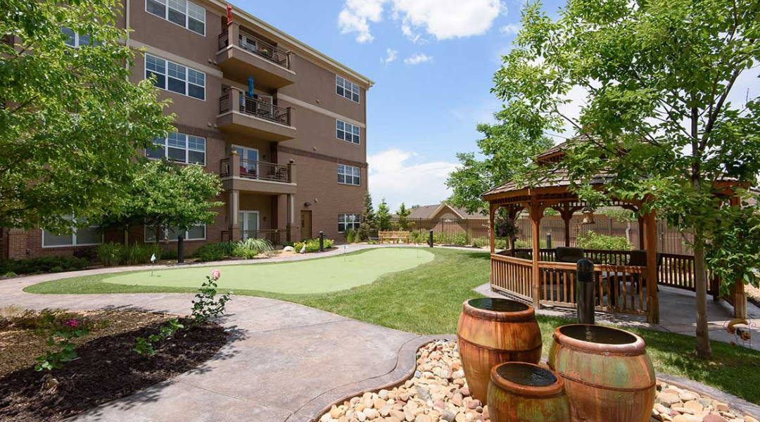 Garden-Plaza-of-Aurora.png