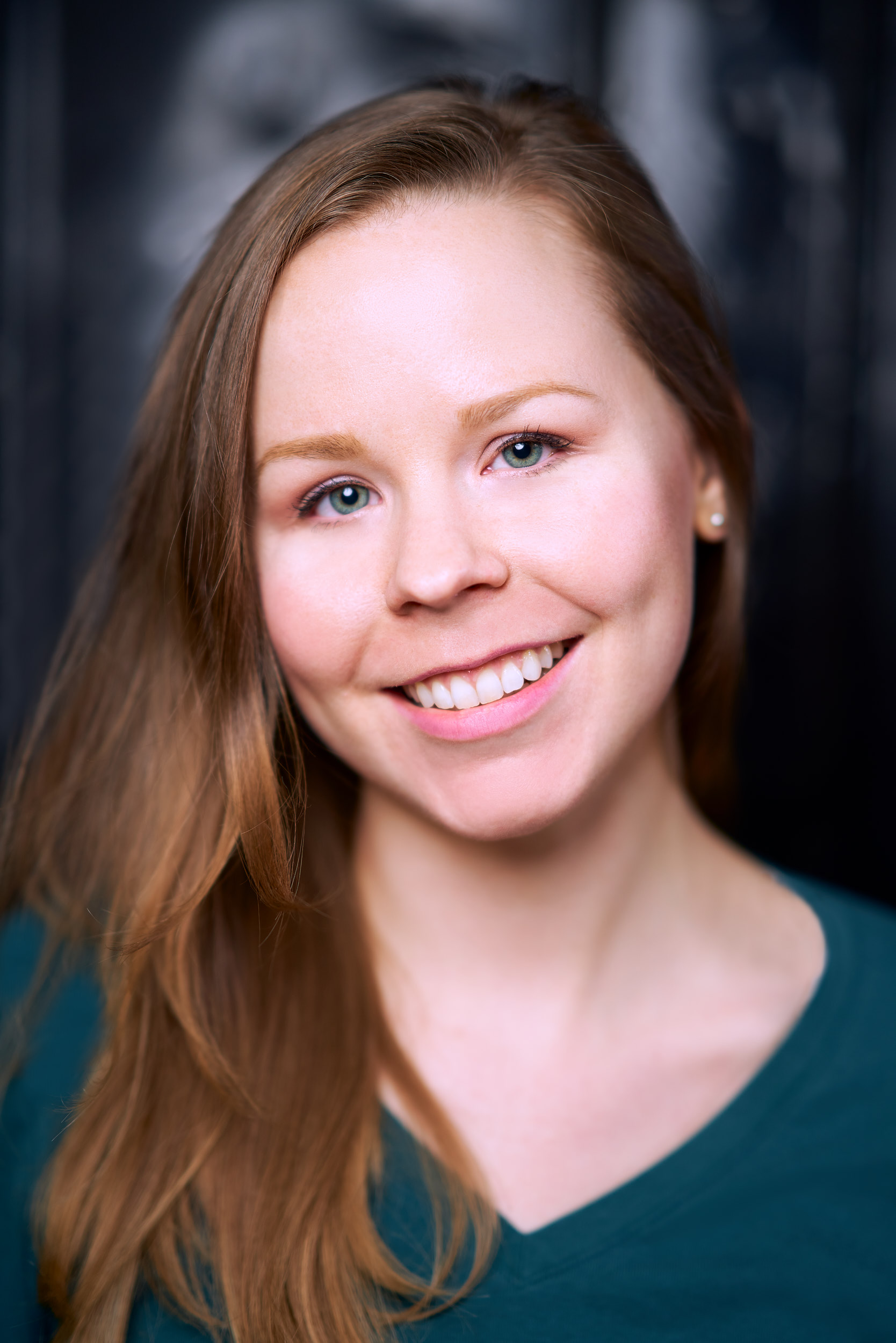 2018-11-08 15.48.03__7R38093_Kristin Borden Headshot Affinity Photo JPEG Squarespace.jpg