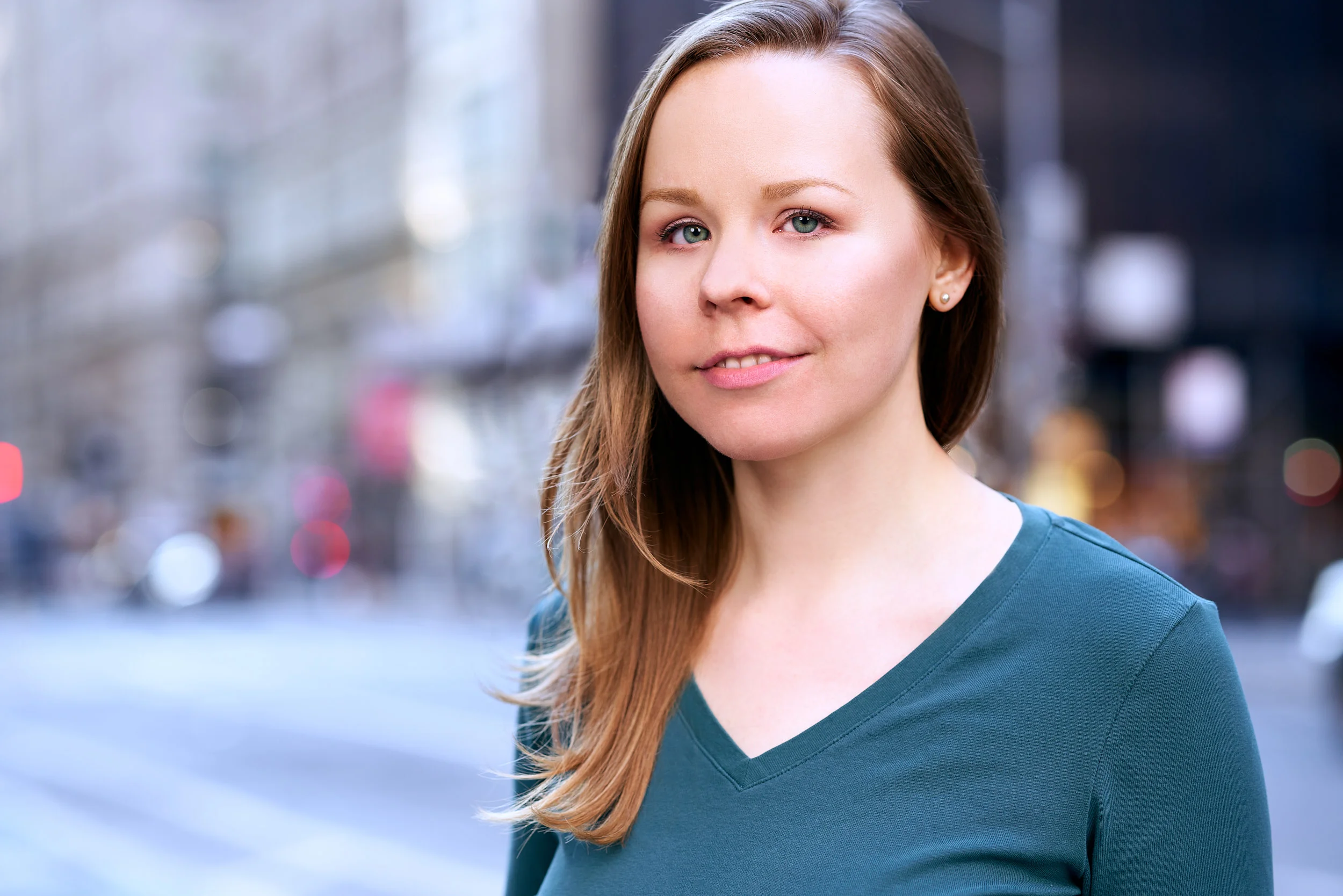 2018-11-08 16.02.29__7R38161_Kristin Borden Headshot Affinity Photo JPEG Squarespace.jpg