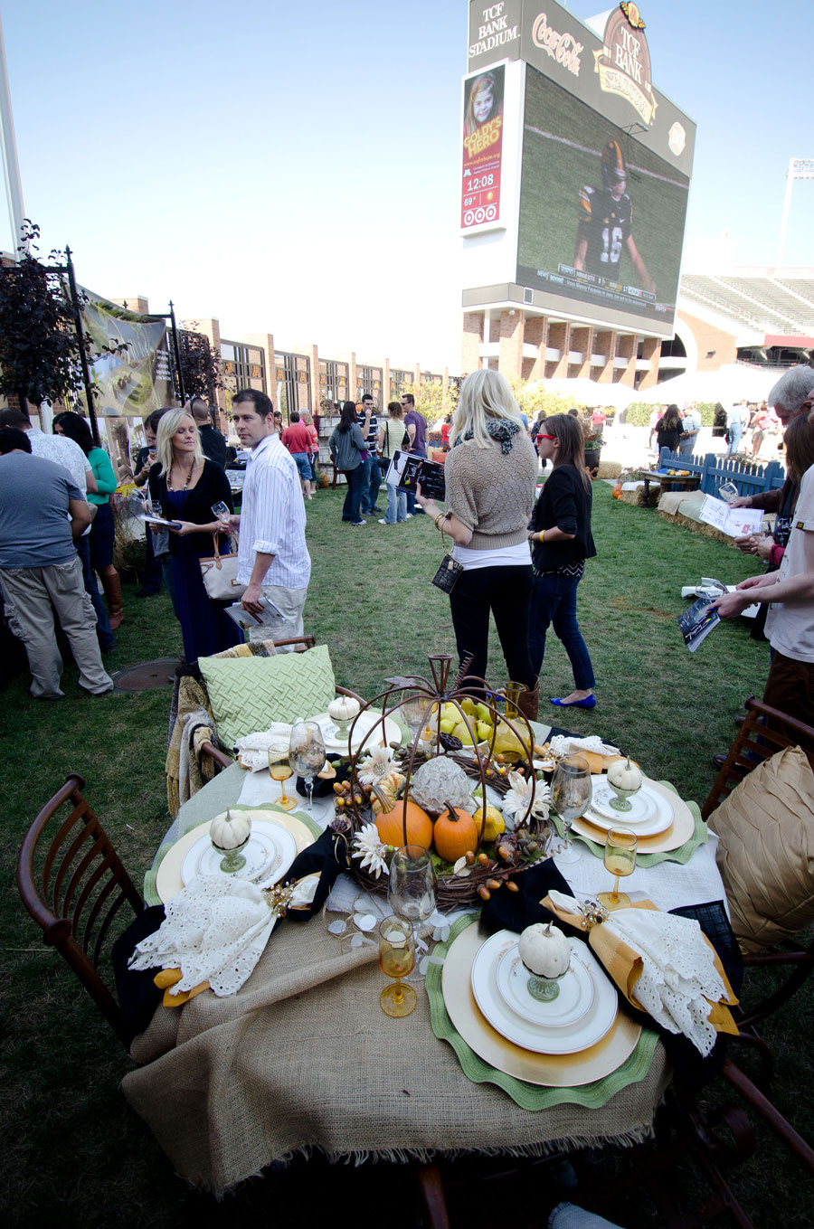 taste 2012 table set.jpg