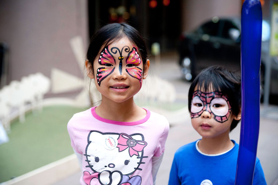 skyway_open_2014_family_day_face_painting.jpg