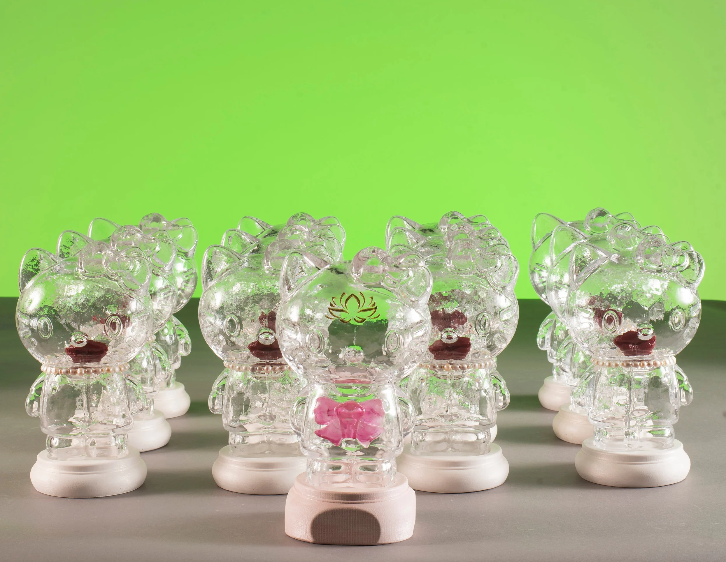 Beauty, Take Us to Your Leader, 2019