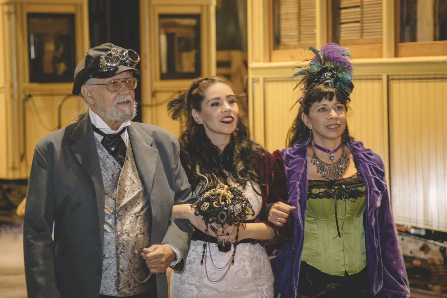 Harriman_Vickers_XSIGHTProductions_298xDanaJohnXSiGHTWedding_low.jpg