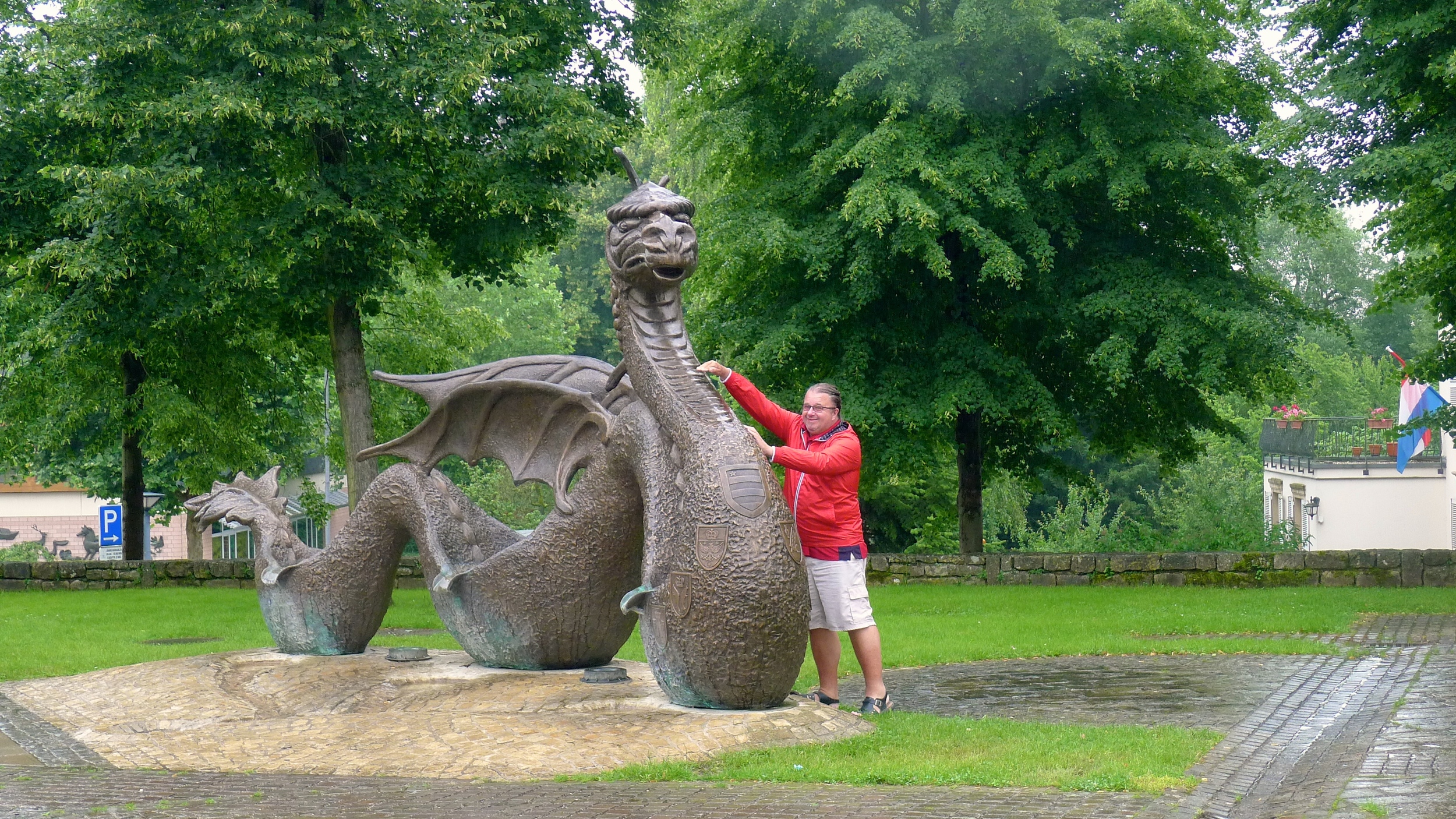 Uncle Rick slaying le Dragon de Mersch