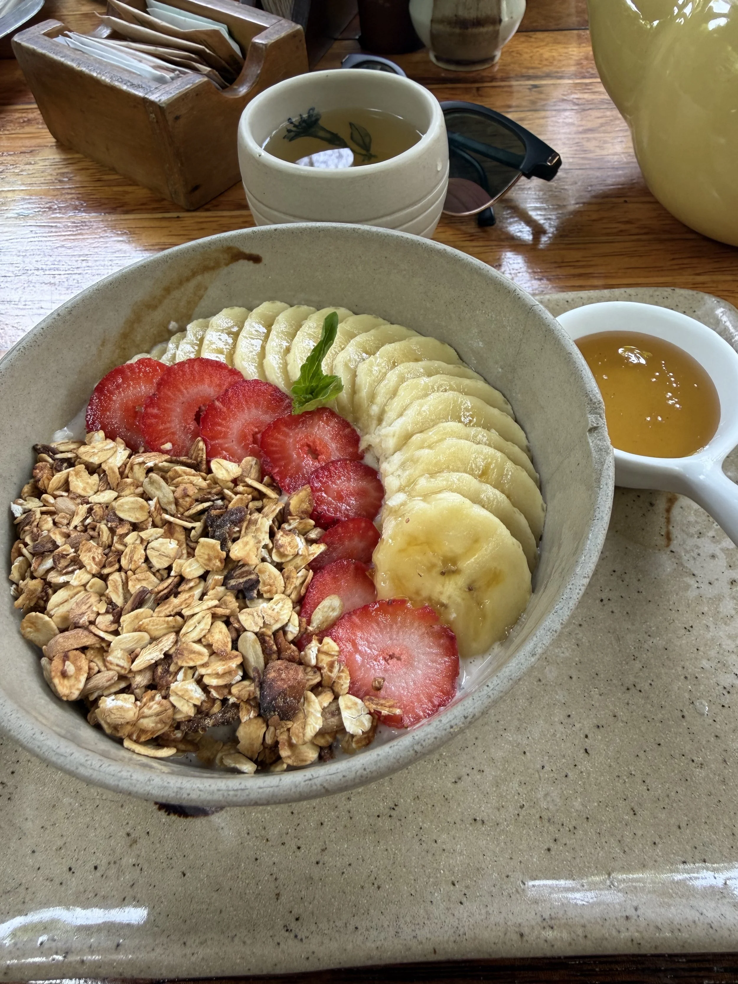Oatmeal bowl with fruit and granola