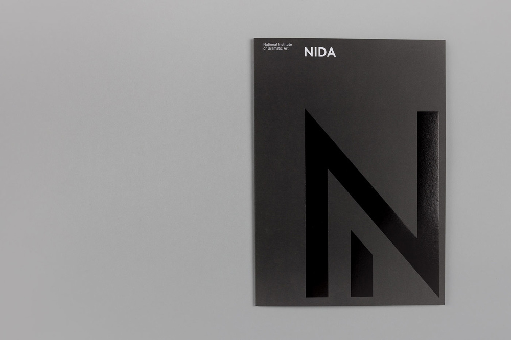 Nida_Folder_1000.jpg