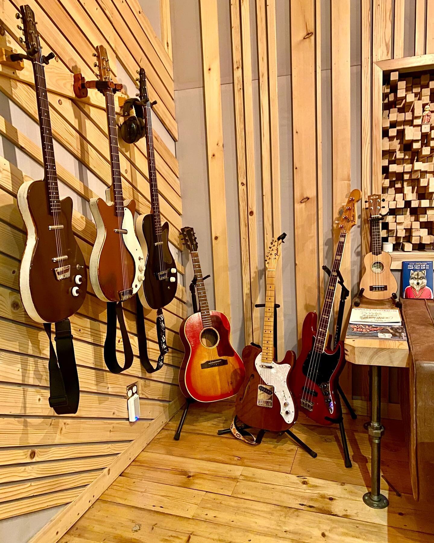 CONTEST ALERT! 
Have you seen our new guitar nook? Conveniently located in the control room and ready for those unexpected inspirations. FREE Bridge Studio merch to whoever can name the most instruments (extra credit for more detail). 

This Bridge S