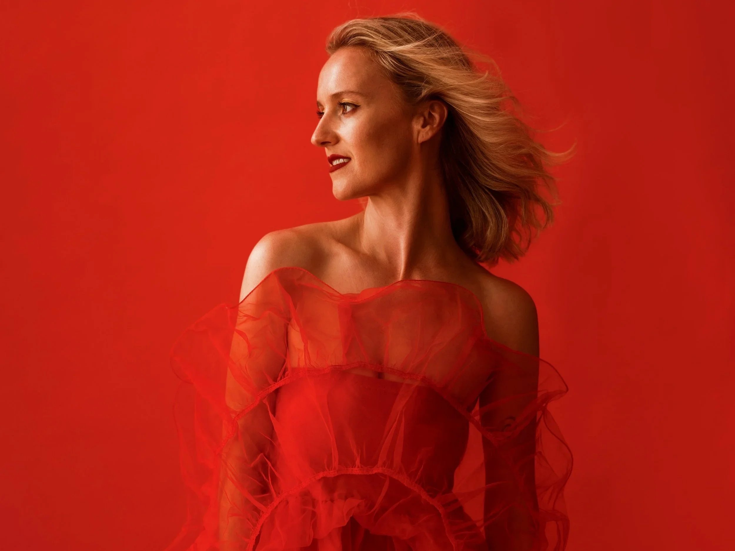 Live From The Bridge: Phoebe Katis