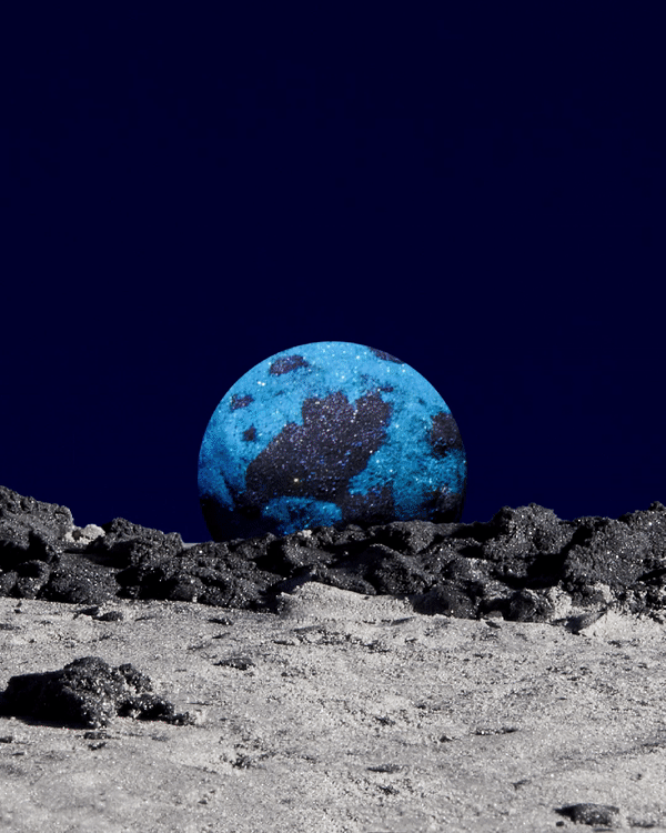 Moon Landing_In Feed V1.gif