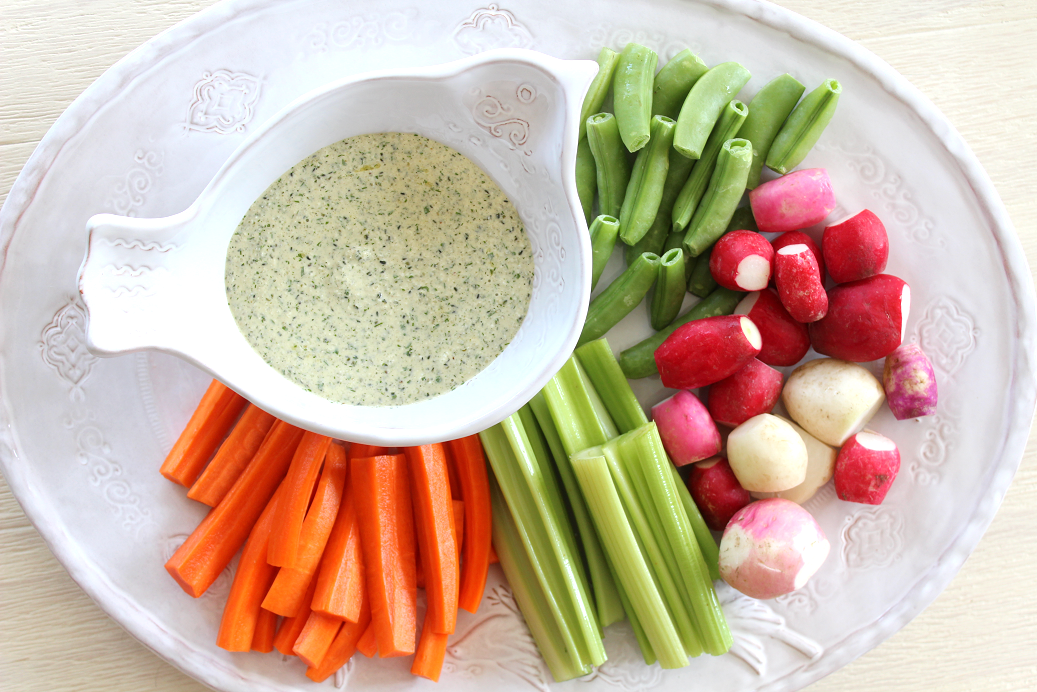 Hemp Dip with Dill and Parsley is the perfect meal prep dip that can last 3-4 days in the fridge. It’s highly versatile, too! Serve with your favorite veggies on a crudité platter, spread on a sandwich, or even dress a salad with it. And what’s even better is that Hemp Dip with Dill and Parsley get whipped up in a blender or food processor in 30 seconds 😊